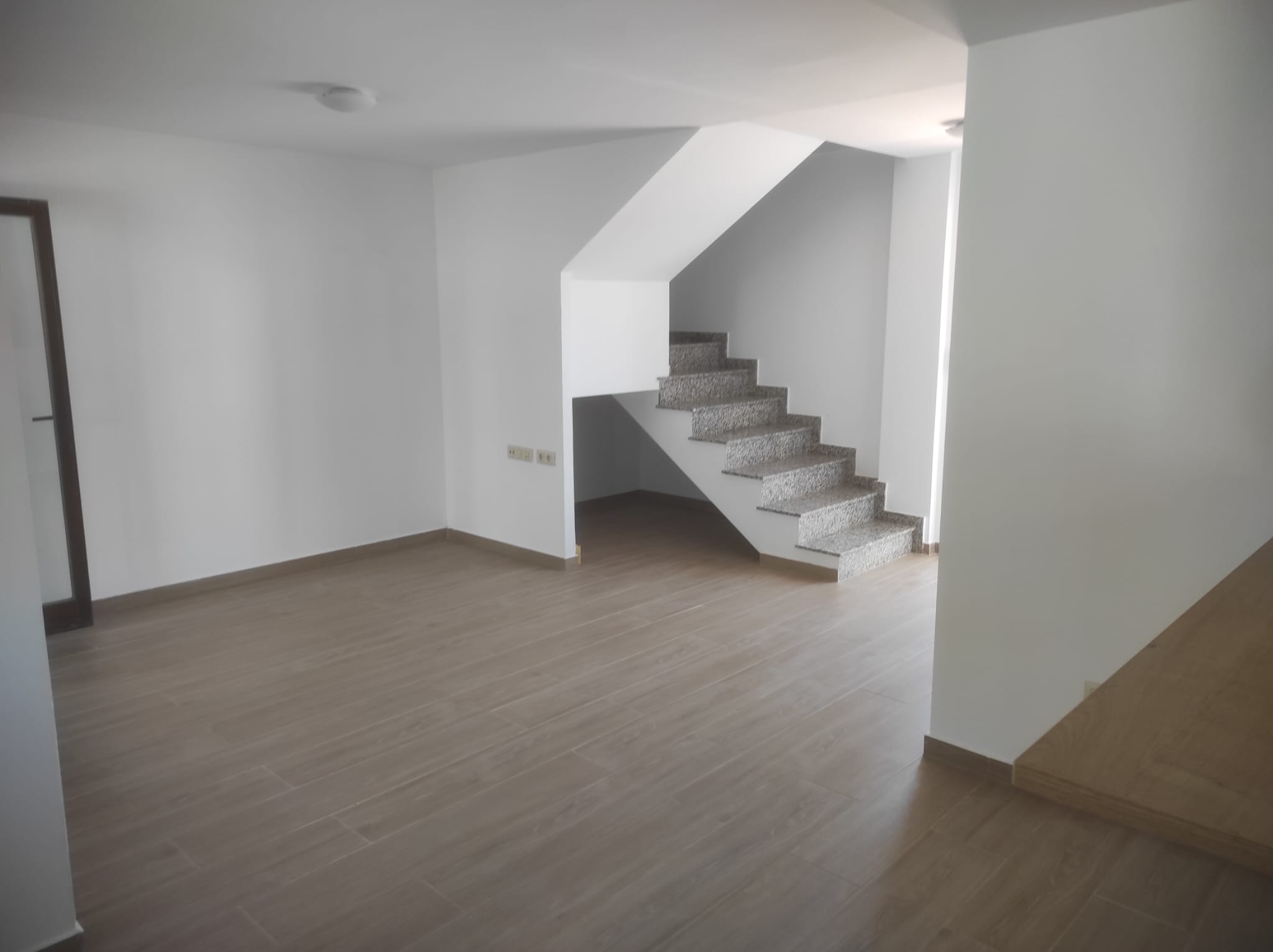 50036_WhatsApp Image 2025-05-22 at 18.50.20 (2).jpeg